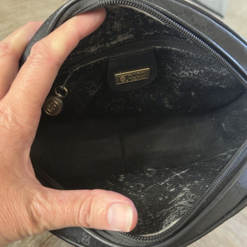 Authentic Vintage 1980s Gucci GG Mini Monogram Round Canteen Crossbody Bag Purse - Picture 10 of 12